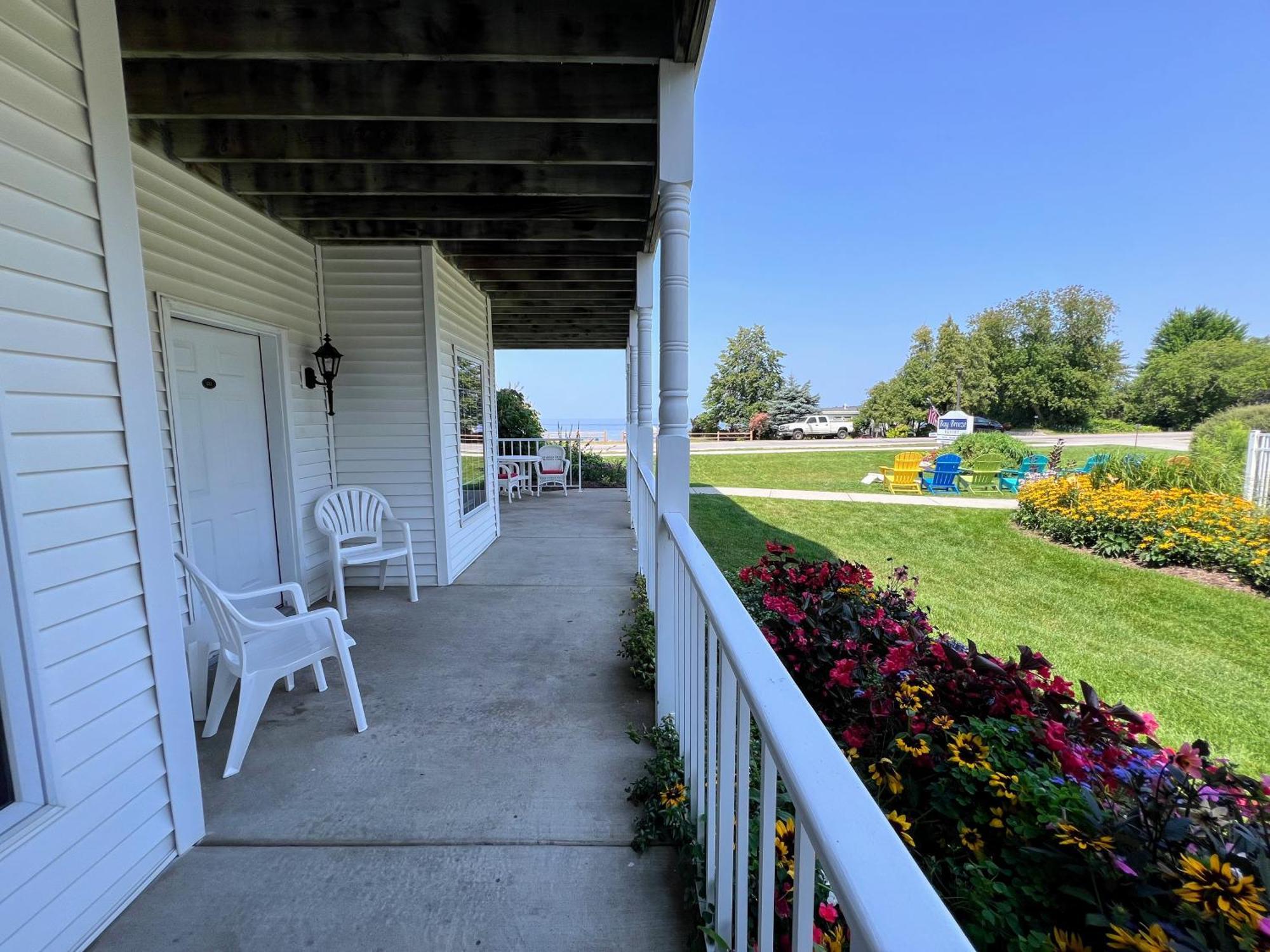 Bay Breeze Resort Ephraim Esterno foto